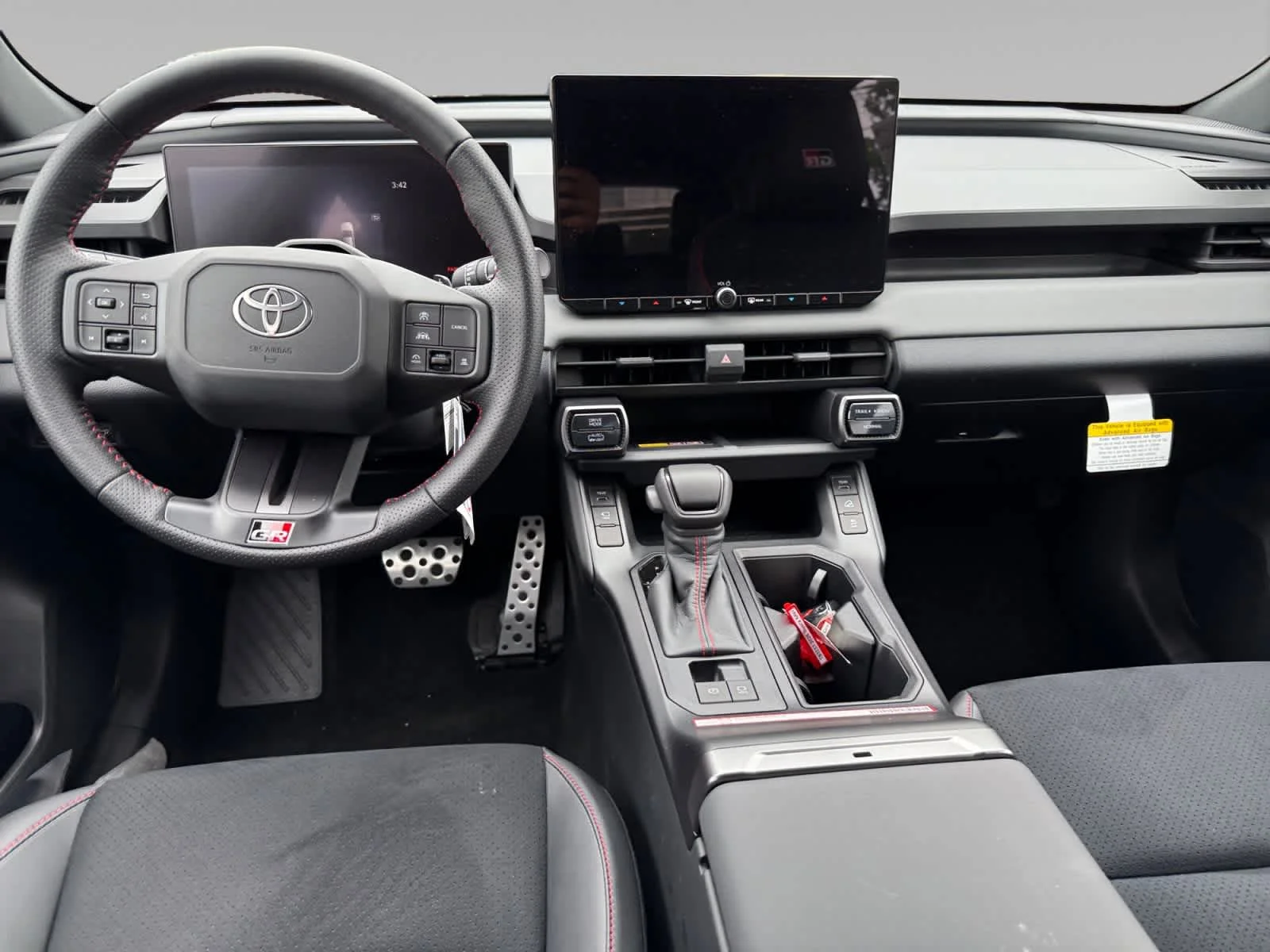 2026 Toyota RAV4 Plug-in Hybrid GR Sport - Photo 21