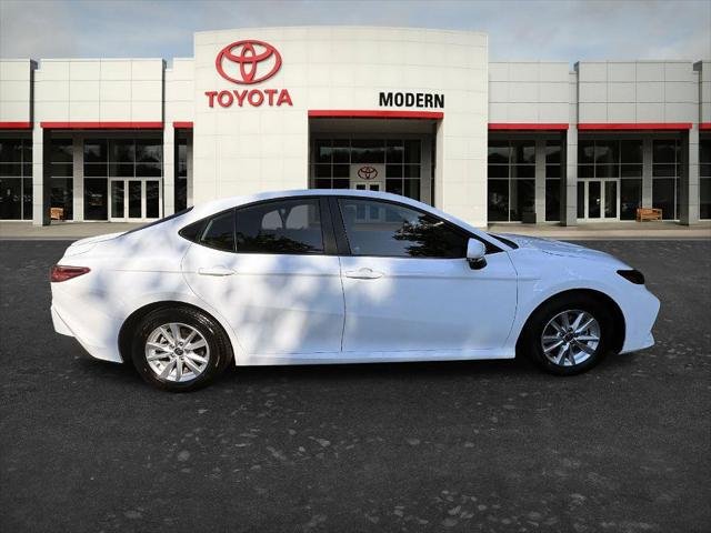 Certified Used 2025 ICE CAP Toyota  image 4