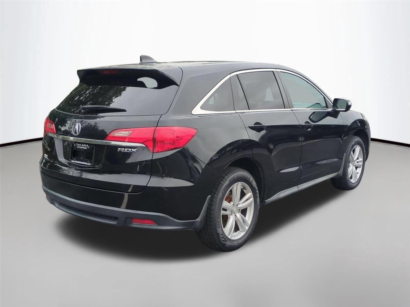 Used 2015 Crystal Black Pearl Acura  image 5