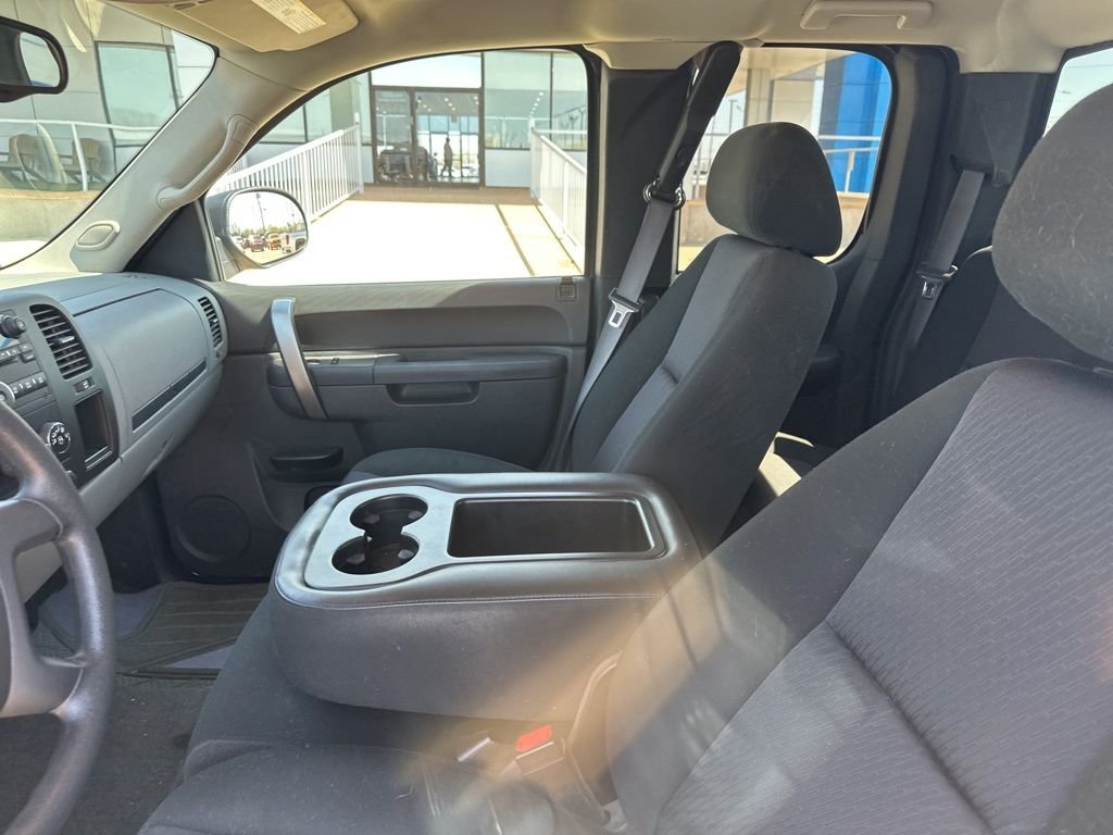 Used 2011 Chevrolet Silverado 1500 LS with VIN 1GCRCREA3BZ438899 for sale in McPherson, KS