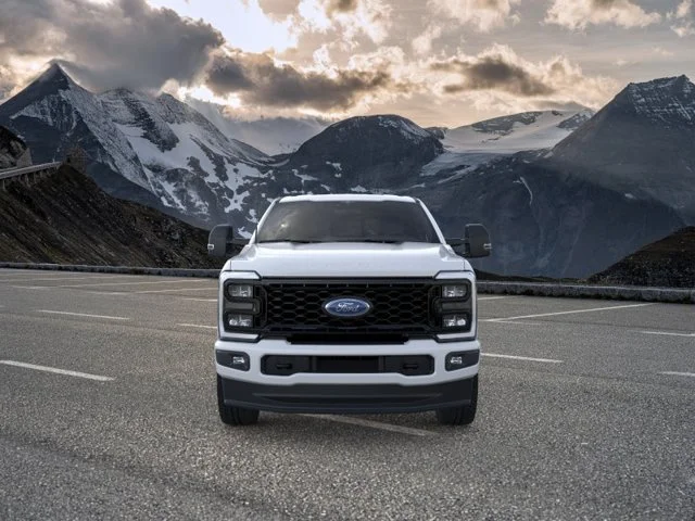 New 2026 Oxford White Ford XL image 6