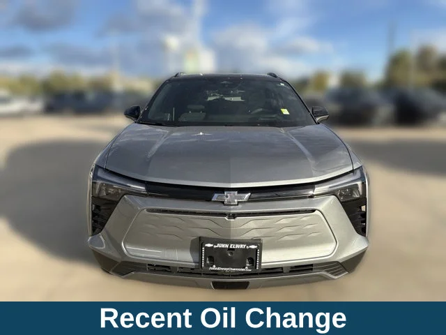 Used 2025 Gray Chevrolet LT image 3