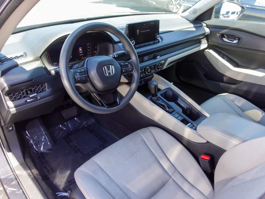 Used 2023 Meteorite Gray Metallic Honda EX image 12