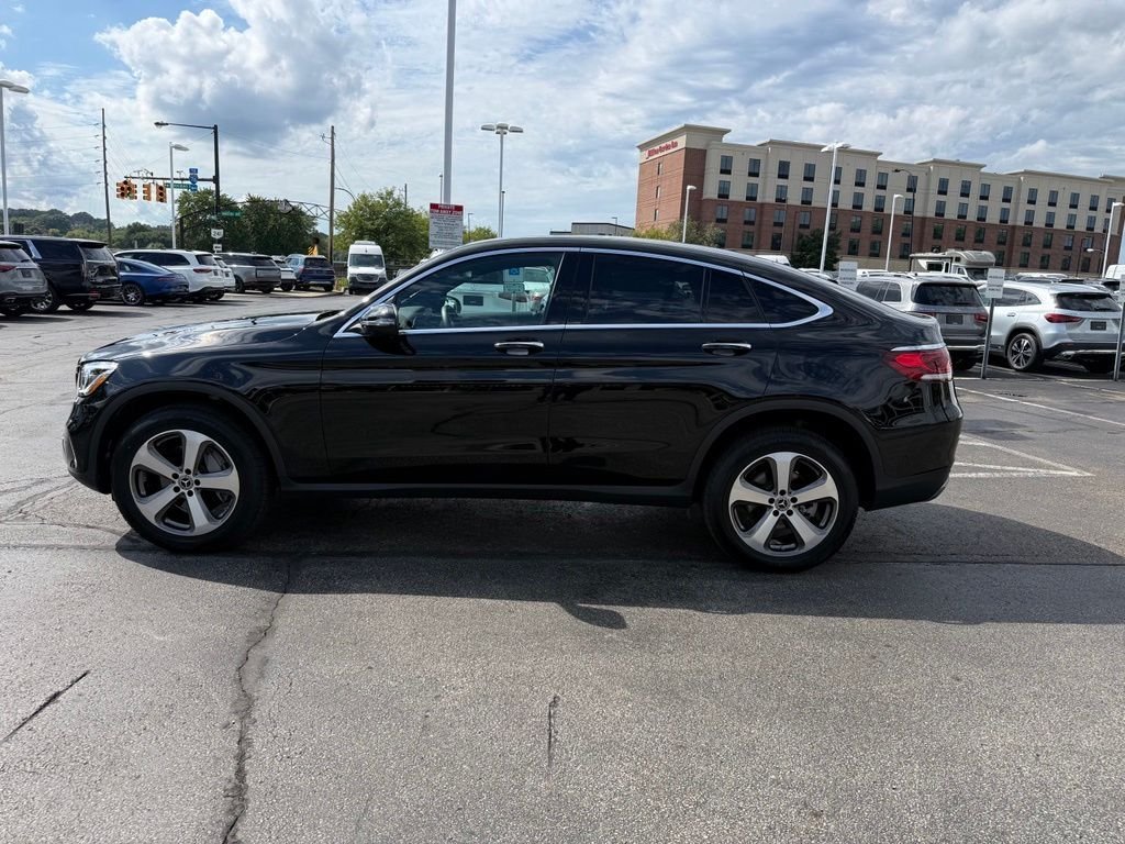 Certified Used 2023  Mercedes-Benz GLC 300 Coupe image 1