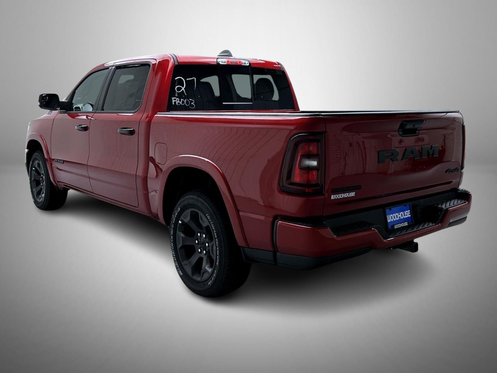 New 2026 Molten Red Pearl-Coat Exterior Paint RAM Big Horn/Lone Star image 7
