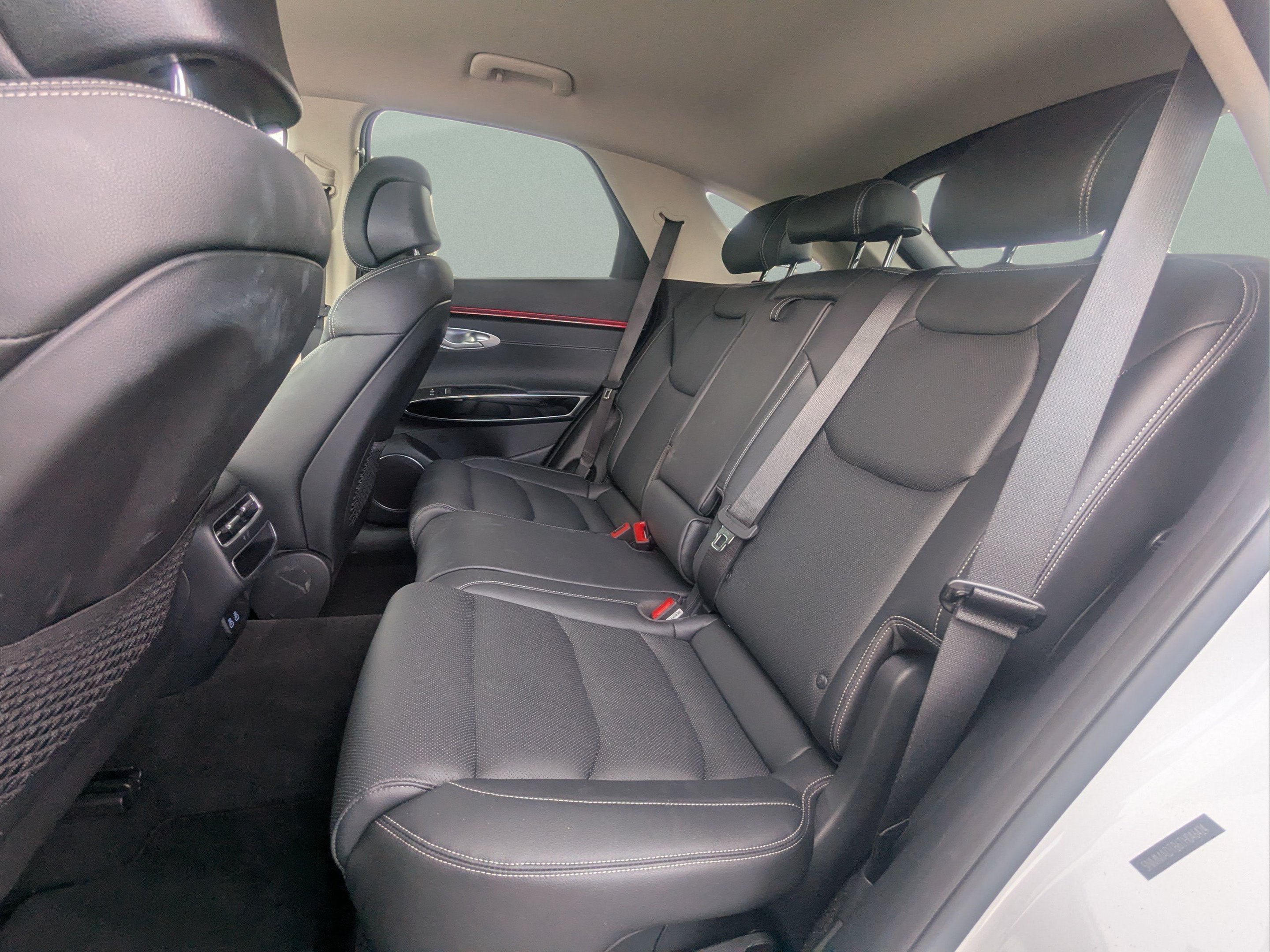 2026 GENESIS GV70 Standard - Photo 12