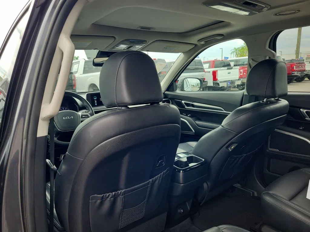 Certified Used 2022 Gray Kia S image 20