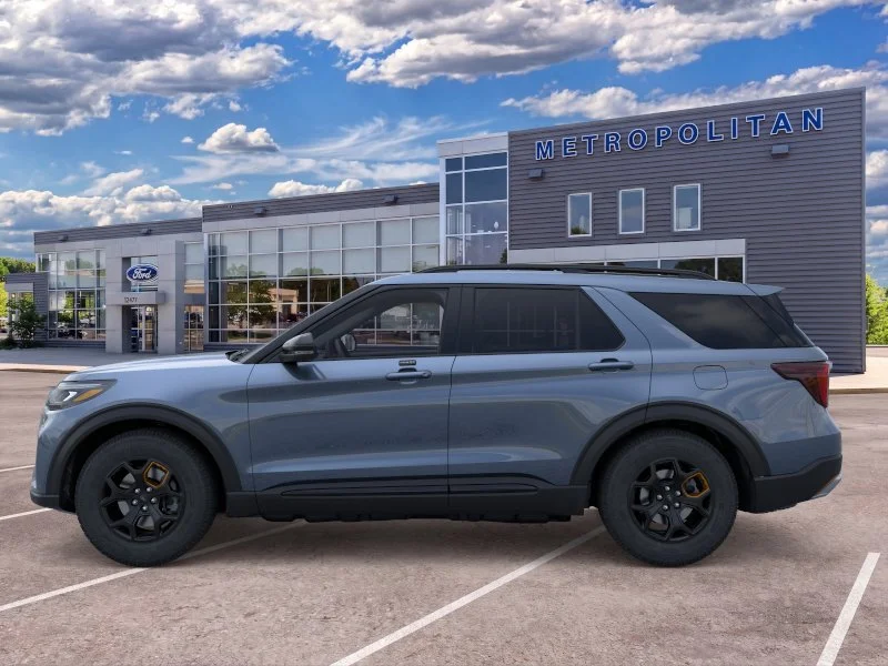 New 2026 Vapor Blue Metallic Ford Tremor® image 3