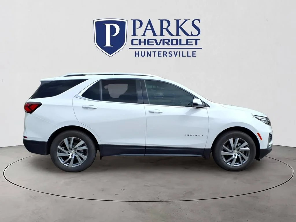 Used 2023 SUMMIT WHITE Chevrolet Premier image 36