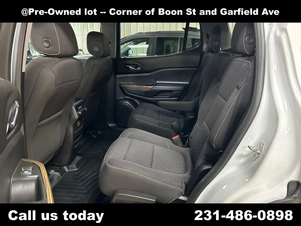 Used 2019 White GMC SLE-2 image 17