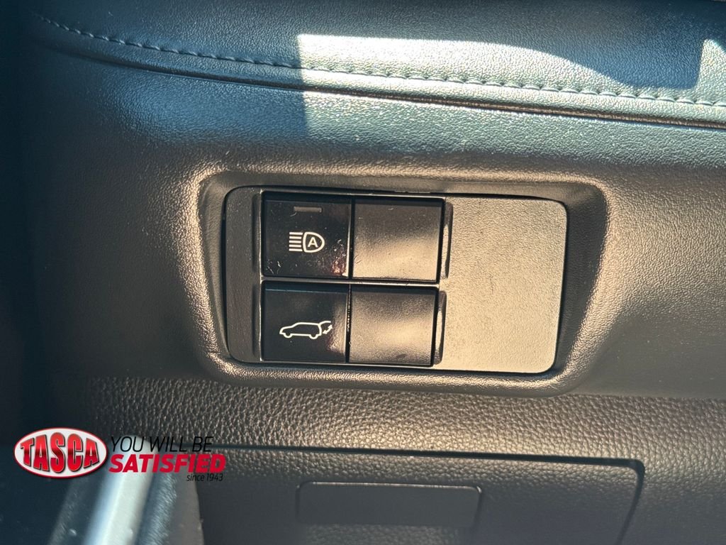 Used 2022 Gray Toyota XLE image 36