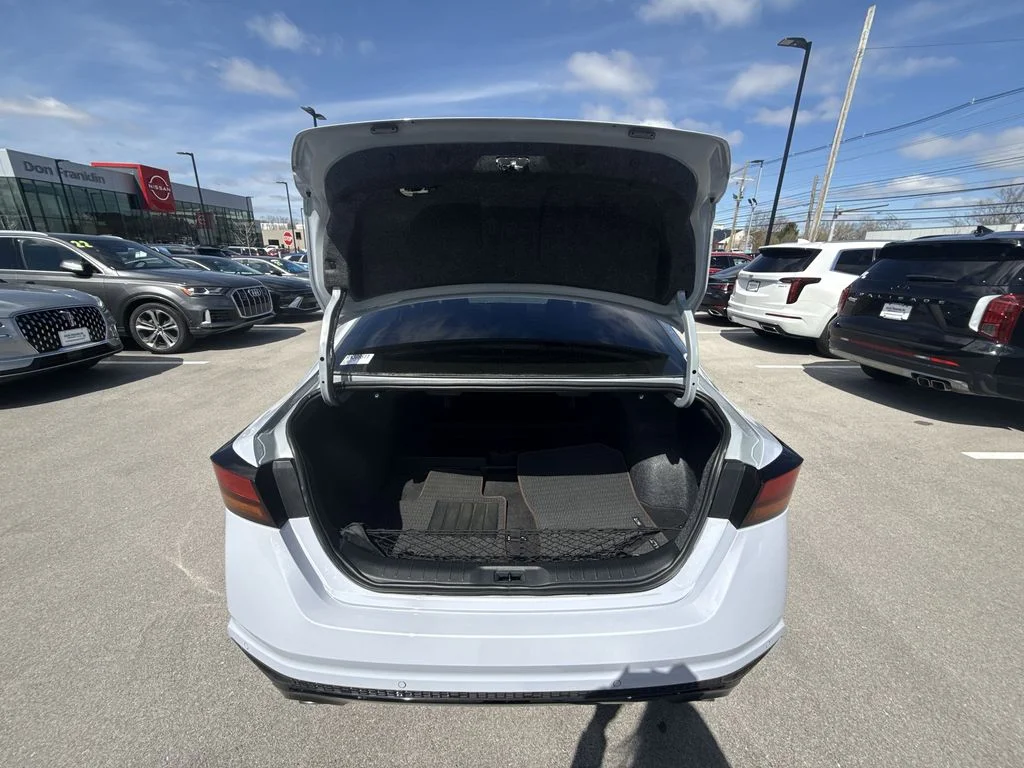 Used 2024 Gray Nissan 2.5 SR image 23