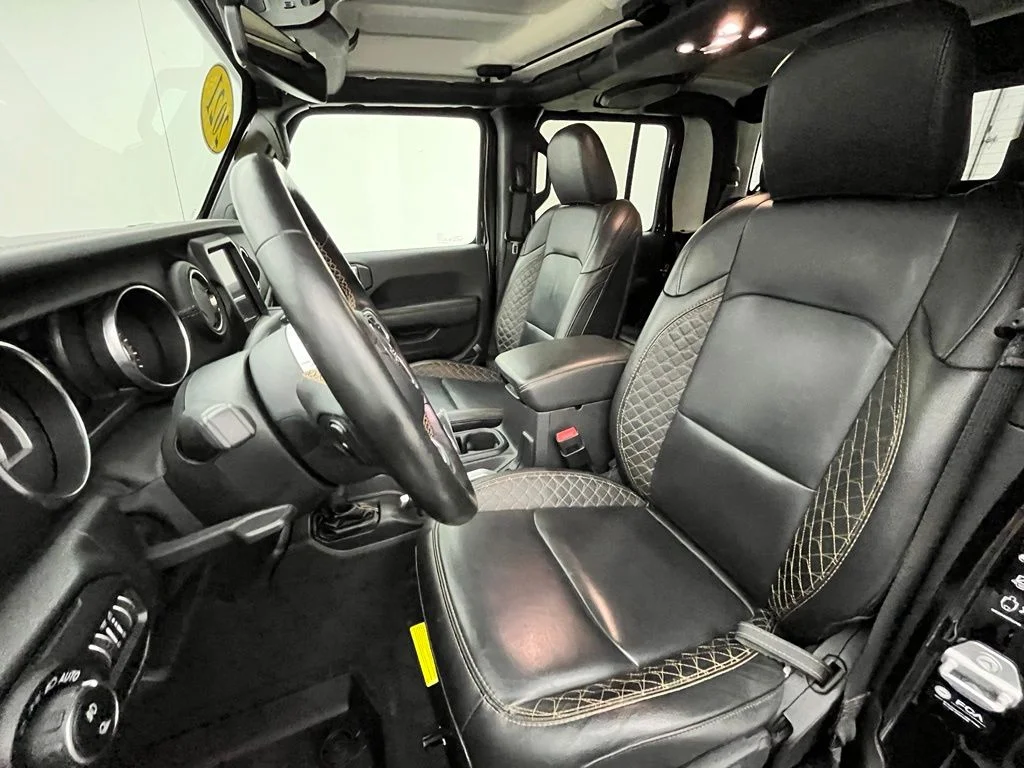 Used 2021 Black Jeep Overland image 18