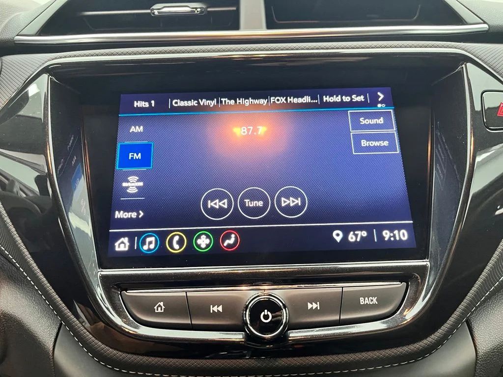 Used 2023 Gray Chevrolet ACTIV image 26