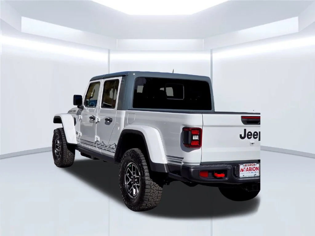 New 2026 White Jeep Rubicon image 42