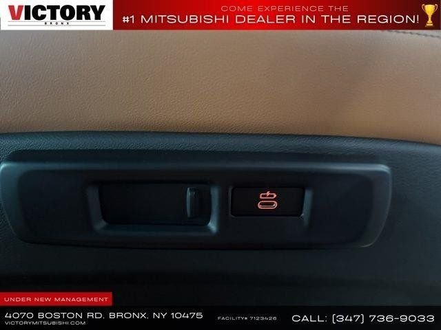 Used 2021 Black BMW M50i image 21