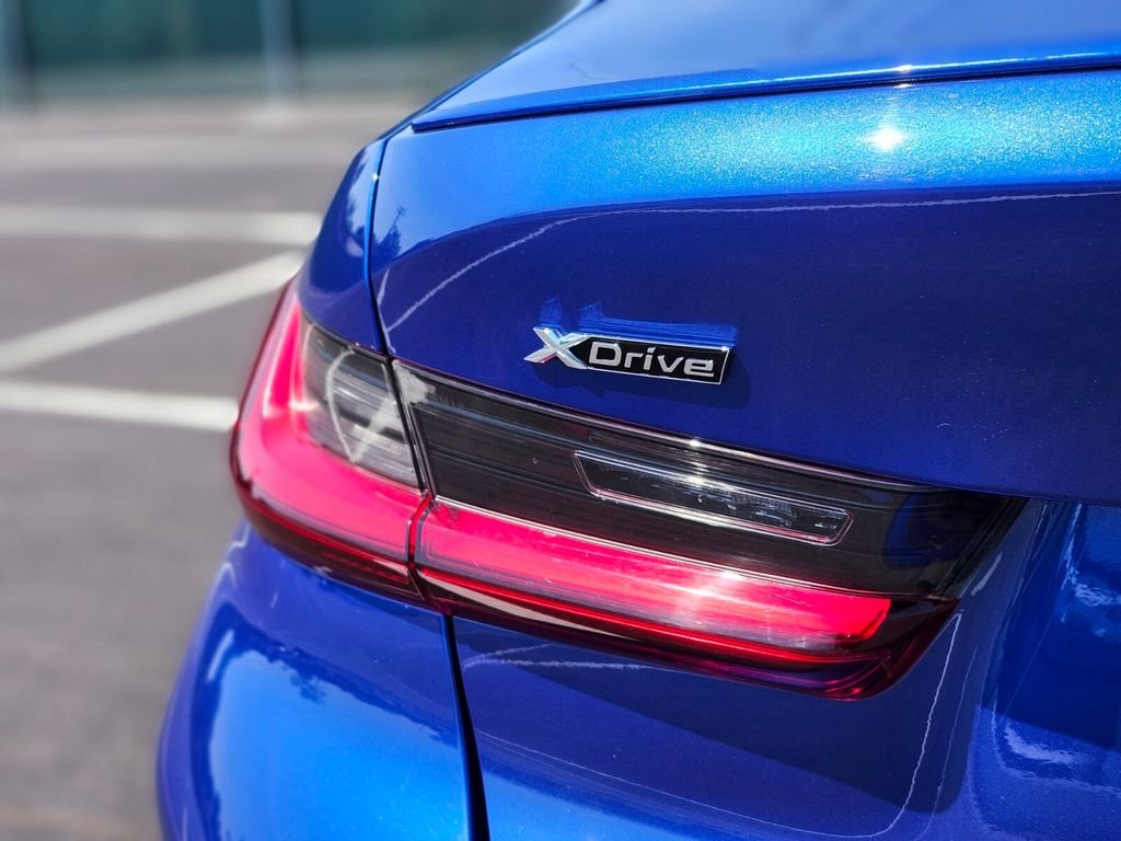 Used 2023 Blue BMW 330i xDrive image 9