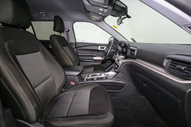 Used 2023 White Ford XLT image 17
