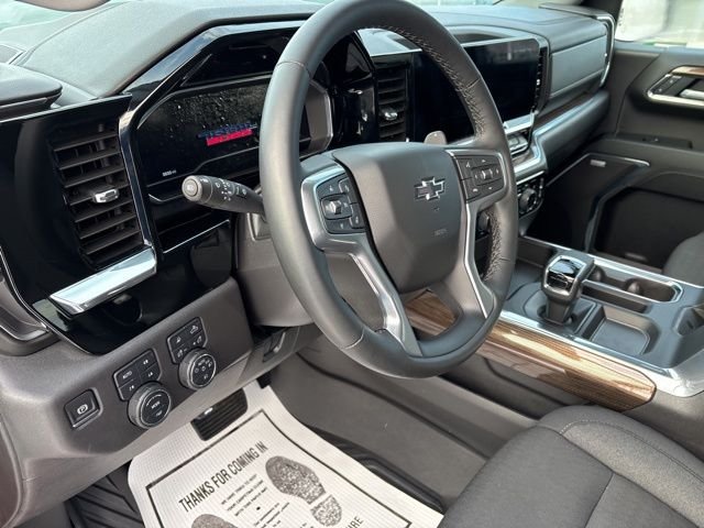 Used 2025 Red Chevrolet LT Trail Boss image 28