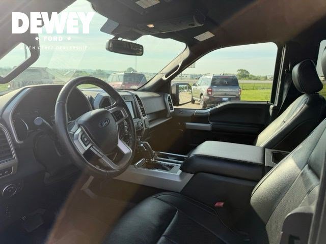Used 2019 Magnetic Ford LARIAT image 16