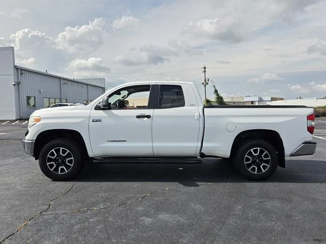 Used 2016 Toyota Tundra SR5 with VIN 5TFRY5F15GX209586 for sale in Little Rock