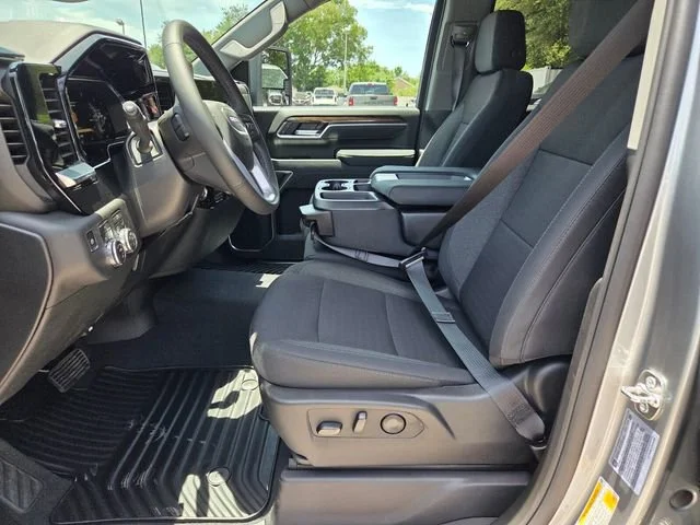 New 2026 Sterling Metallic GMC SLE image 4