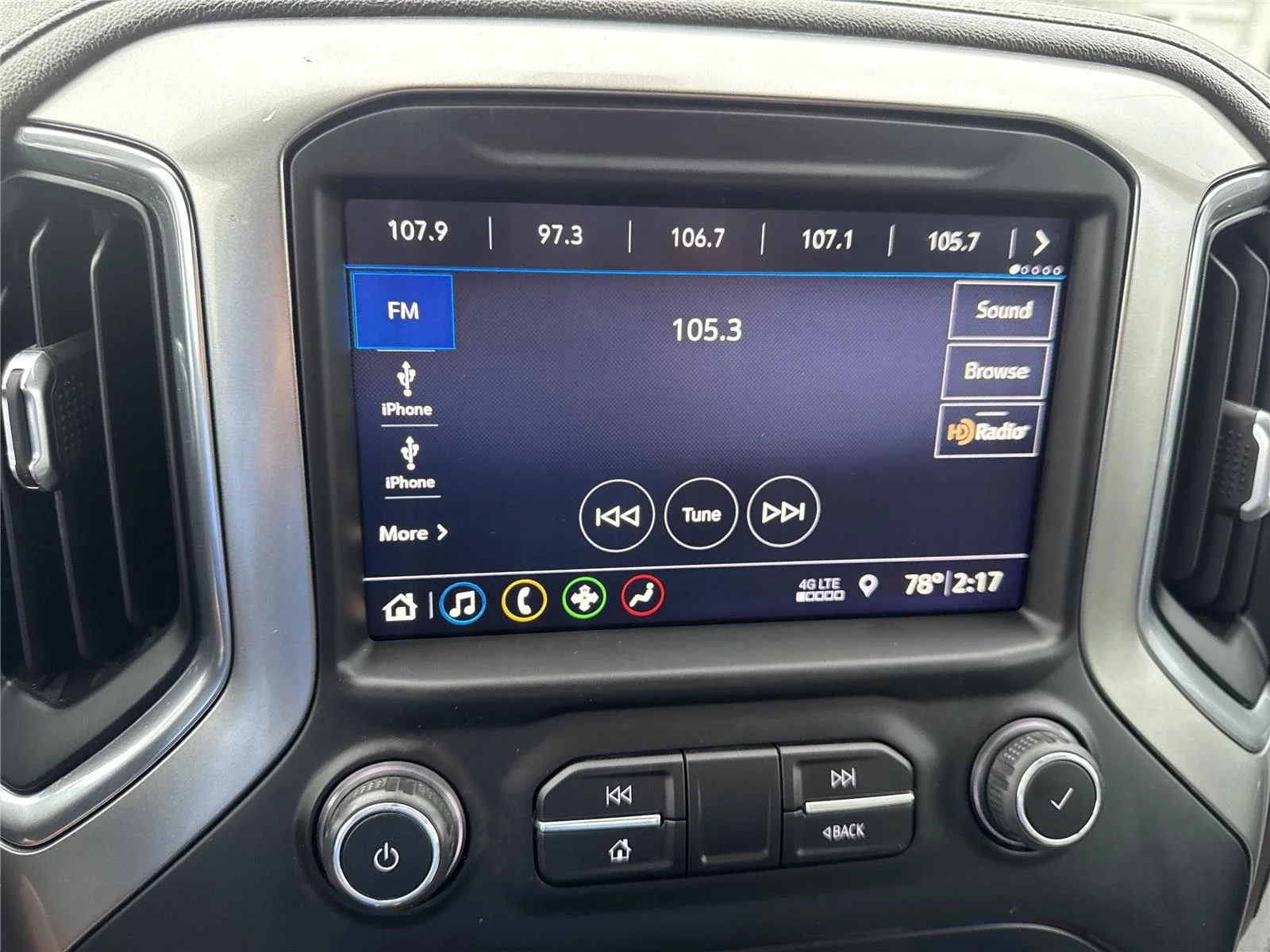 Used 2019 SILVER ICE METALLIC Chevrolet LTZ image 25