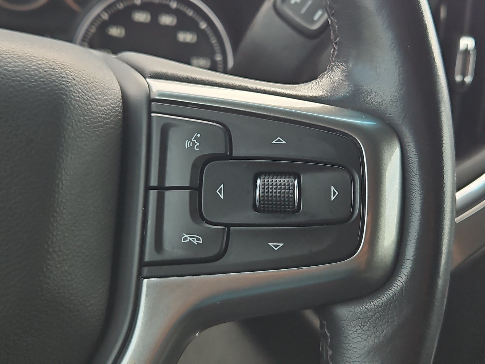 Used 2022 Black Chevrolet LT Trail Boss image 21