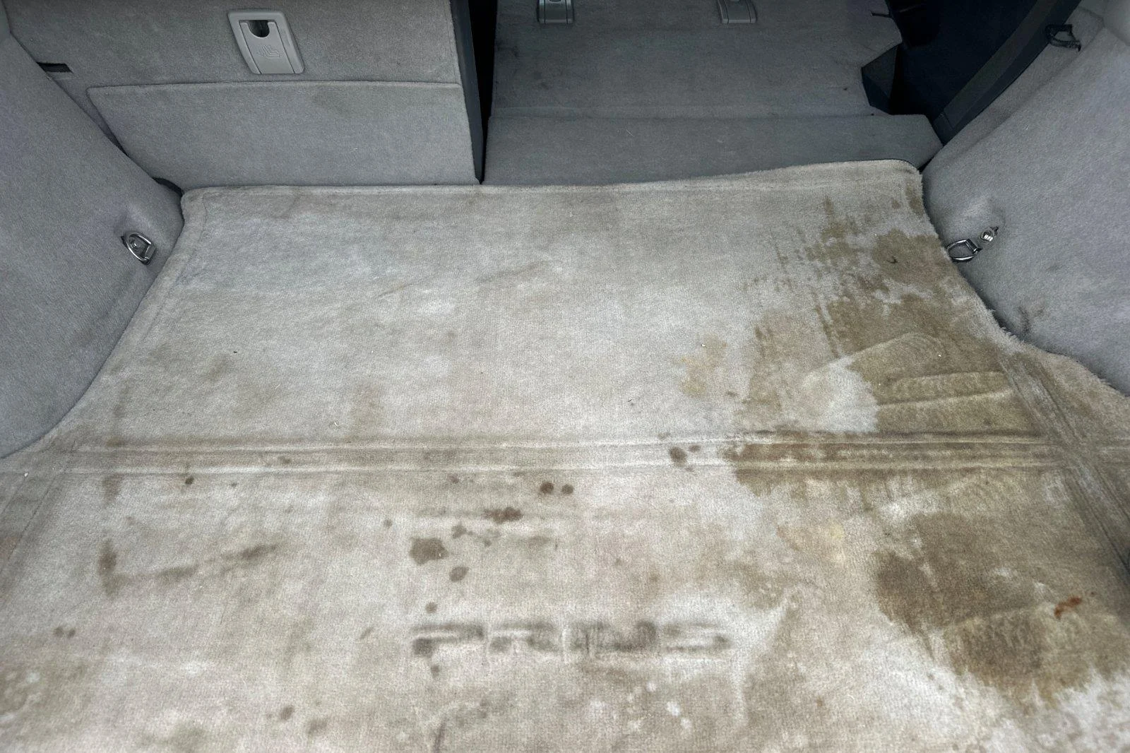 Used 2010 Blizzard Pearl TOYOTA  image 14