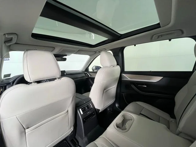 2026 Mazda CX-90 Premium Package - Photo 15