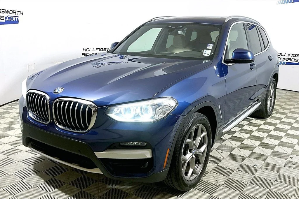 Used 2021 Phytonic Blue Metallic BMW sDrive30i image 1