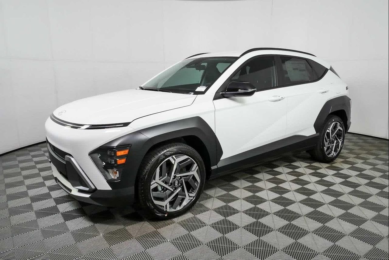 New 2026 Atlas White Hyundai SEL Premium FWD image 18