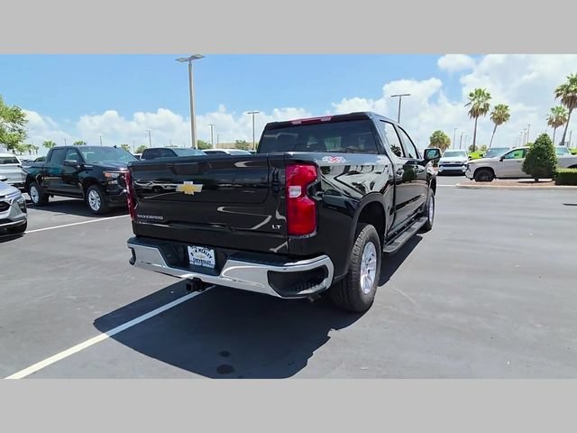 New 2026 Black Chevrolet LT image 20