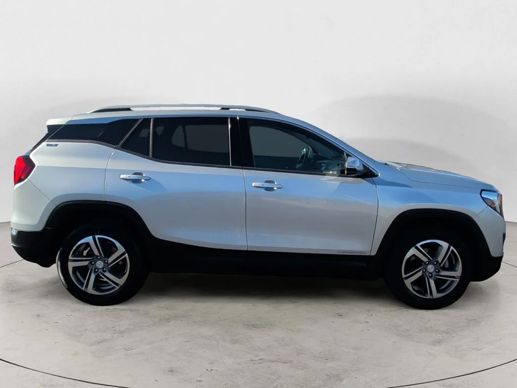 Used 2019 QUICKSILVER METALLIC GMC SLT image 6