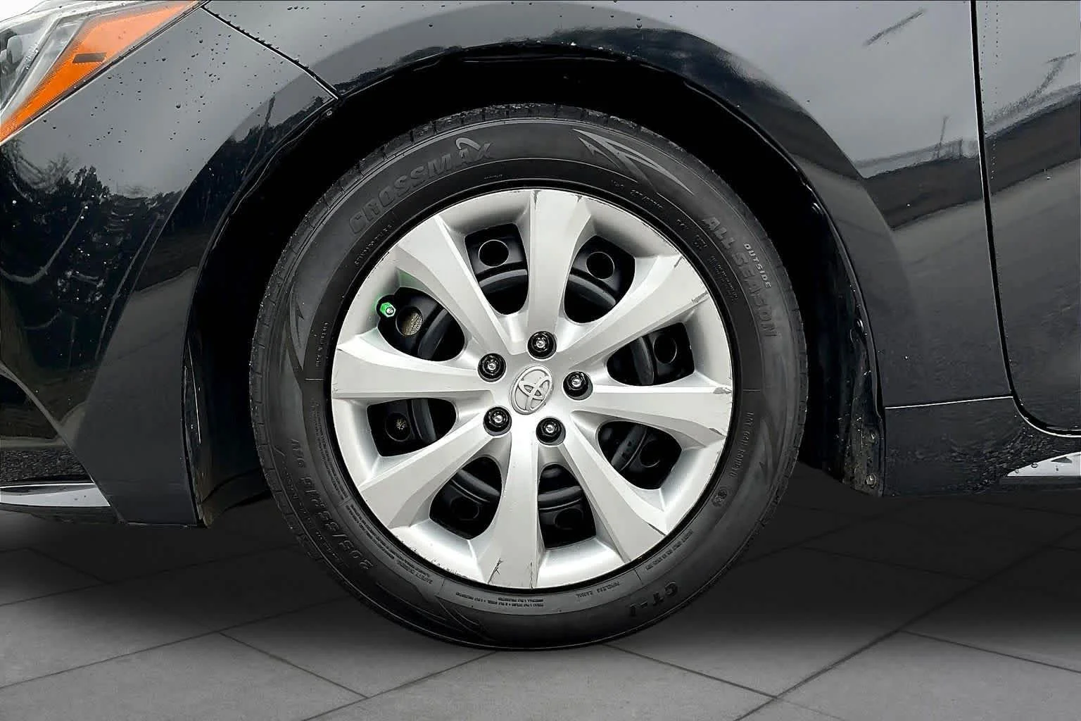 Used 2025 Midnight Black Metallic Toyota LE image 11