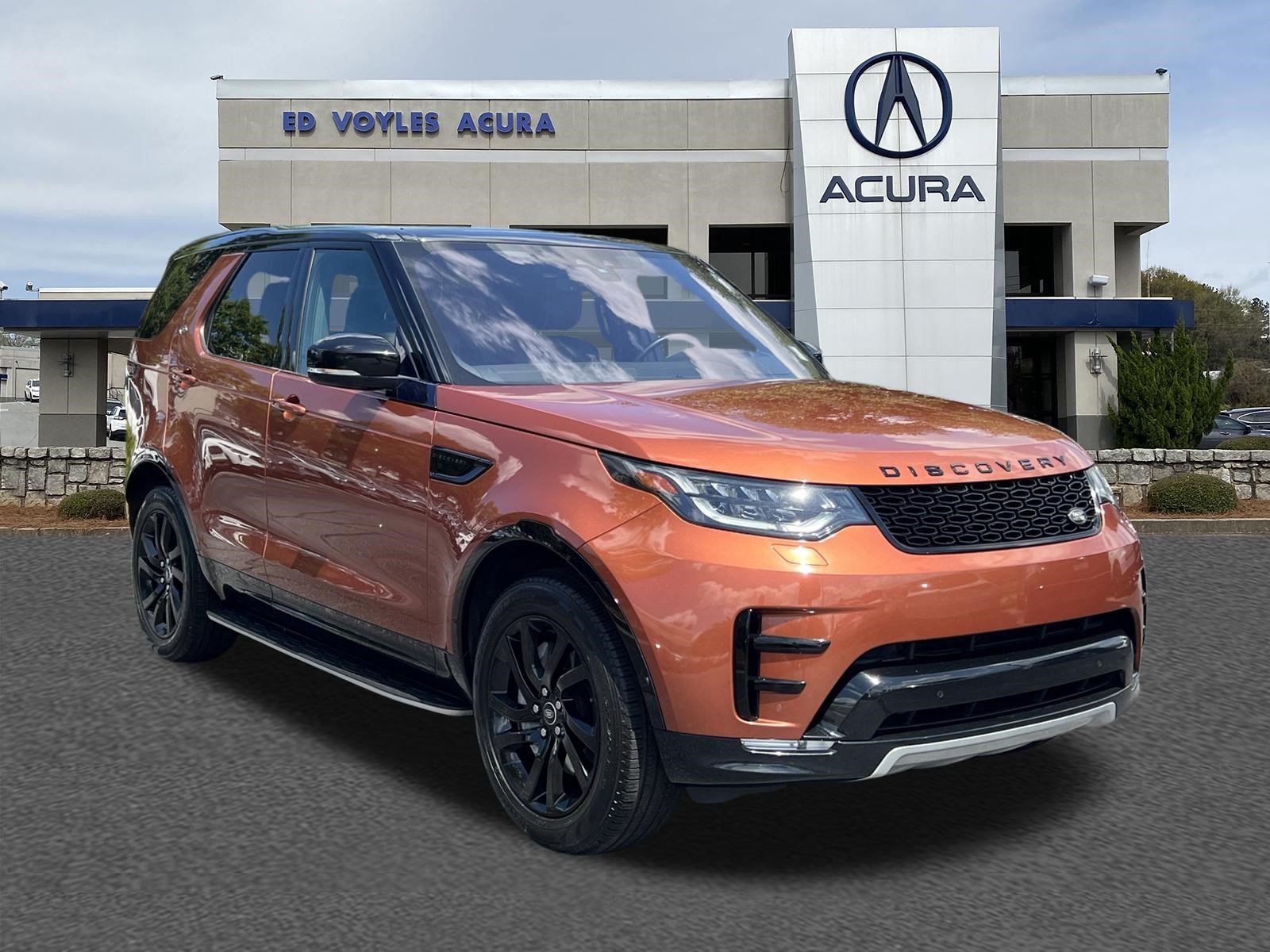 Used 2020 Namib Orange Premium Metallic Land Rover HSE image 3