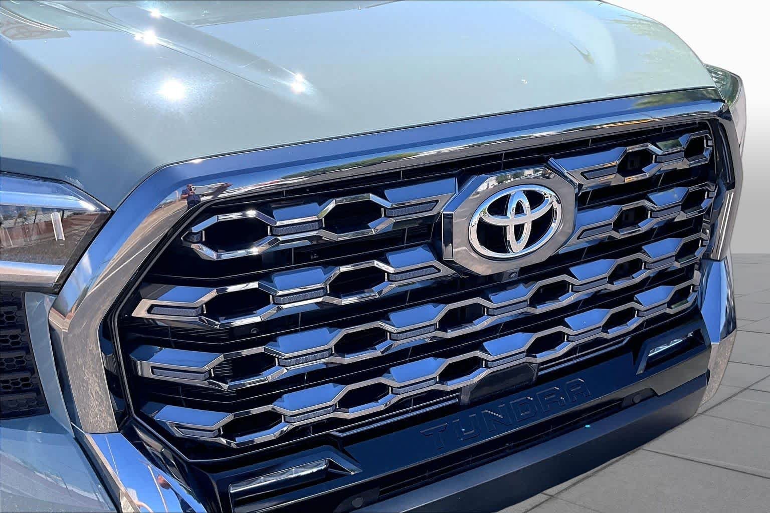 Used 2024 Lunar Rock Toyota Platinum image 32