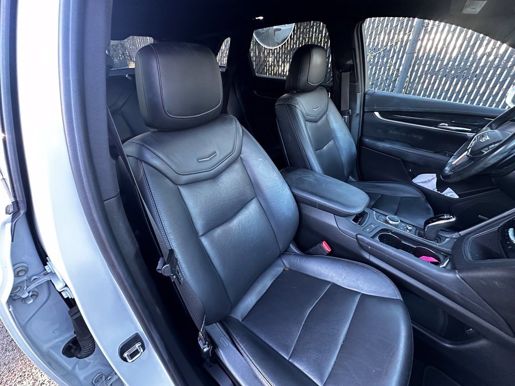 Used 2020 Crystal White Cadillac Premium Luxury image 22
