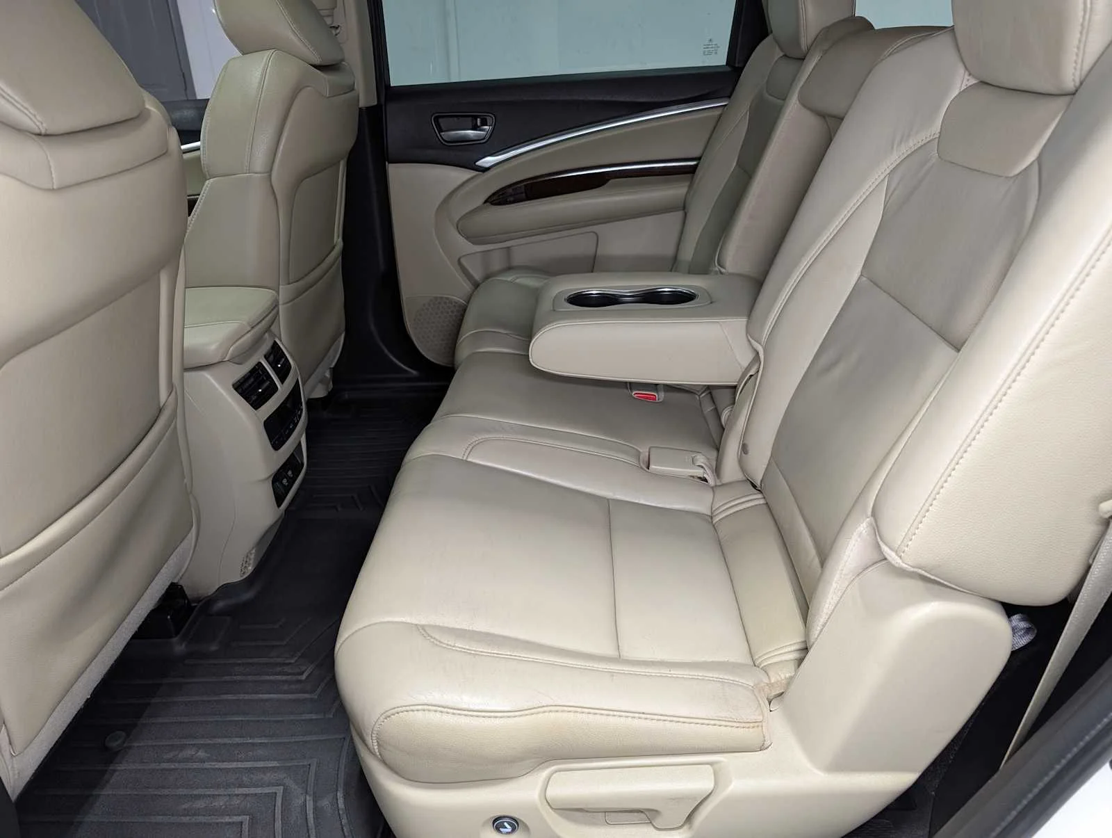 Used 2017 White Diamond Pearl Acura w/Technology Pkg image 23
