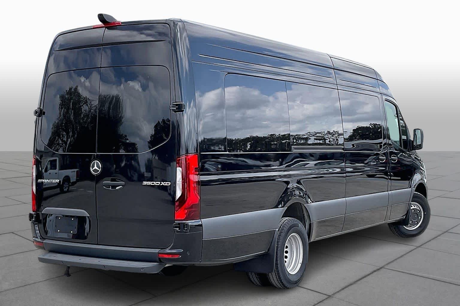 Used 2024 Jet Black Mercedes-Benz  image 13