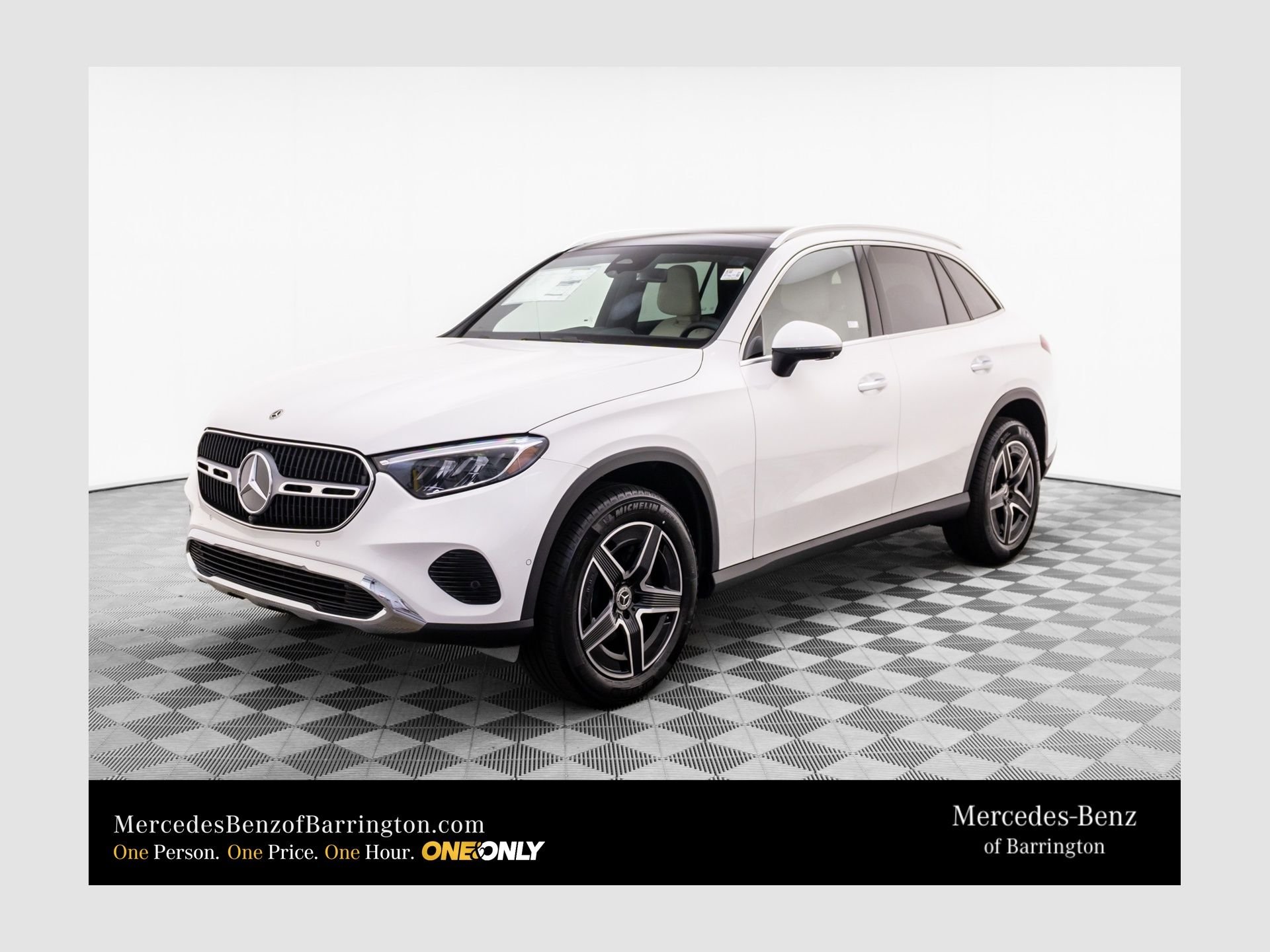 New 2026 Polar White Mercedes-Benz GLC 300 image 1