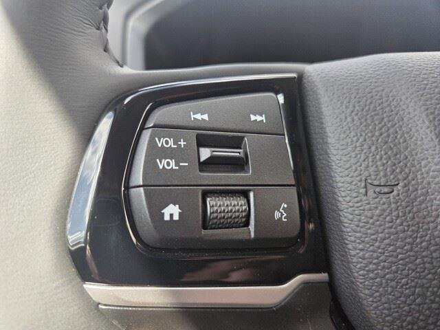 New 2026 Platinum White Pearl Honda Touring image 13