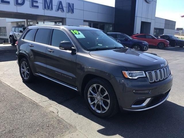2019 Jeep Grand Cherokee Summit