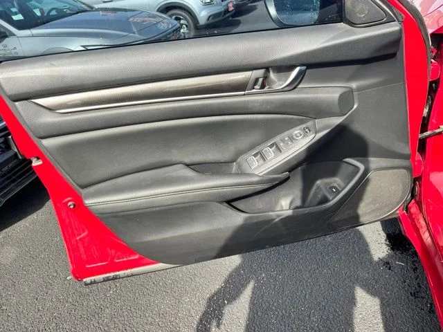 Used 2019  Honda Sport image 7