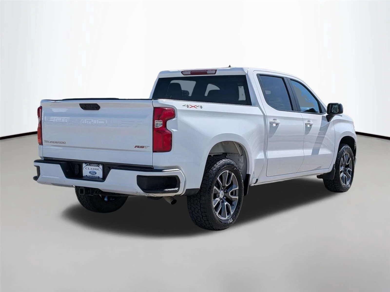 Used 2023 Summit White Chevrolet RST image 5
