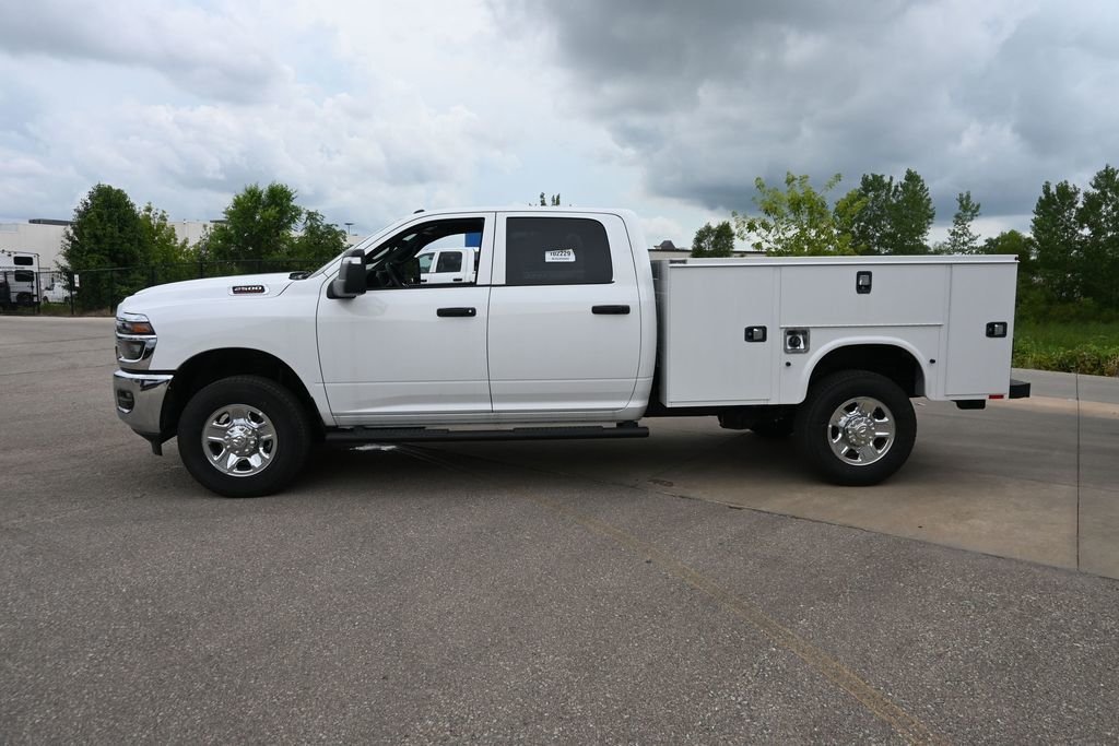 New 2026 Bright White Clearcoat RAM Tradesman image 6
