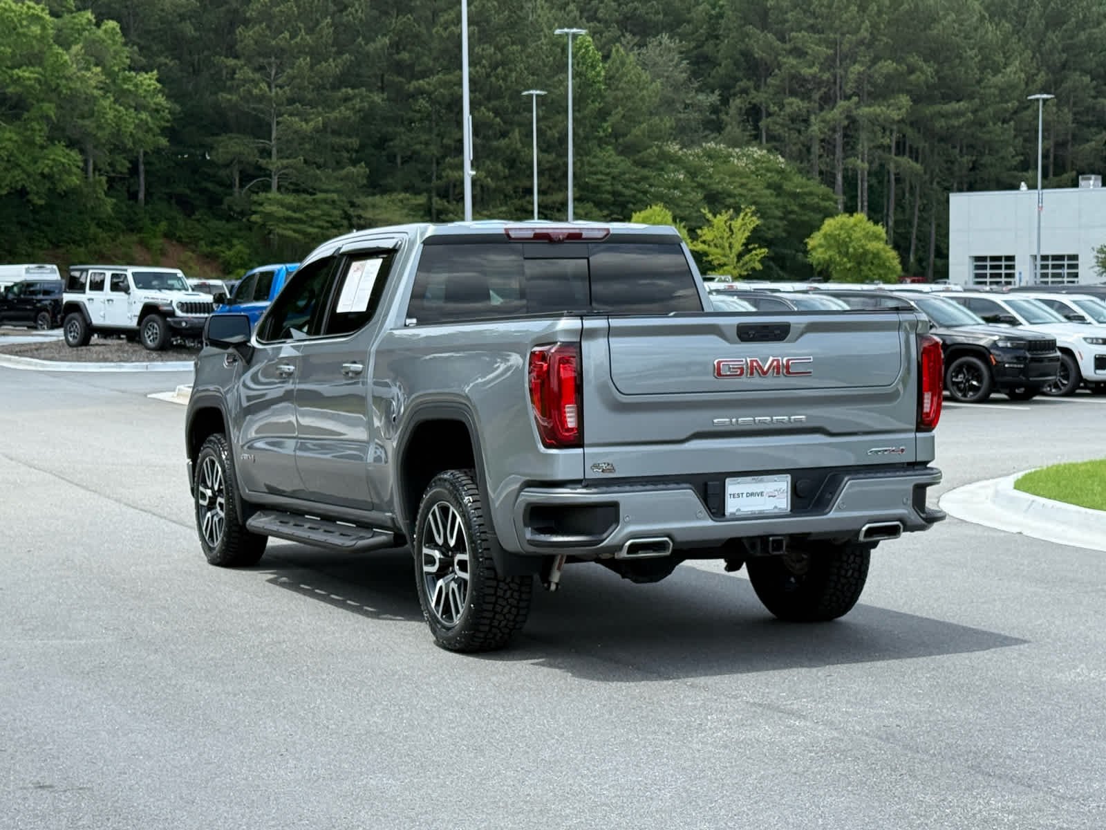 Used 2023 Sterling Metallic GMC AT4 image 3