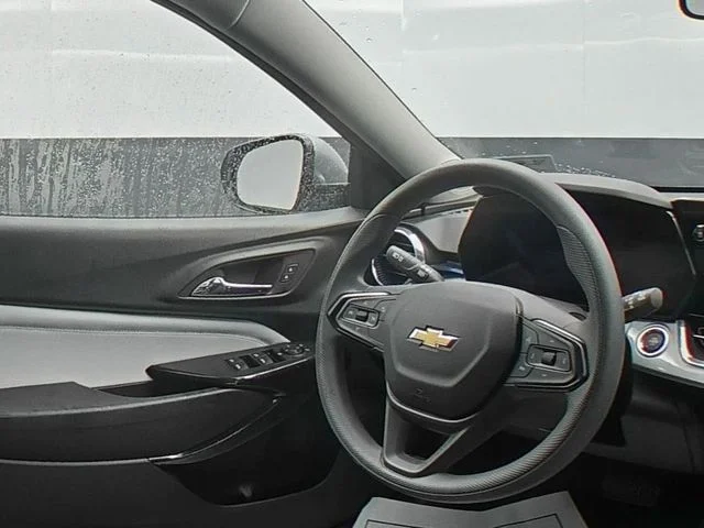 Used 2024 Gray Chevrolet LT image 35