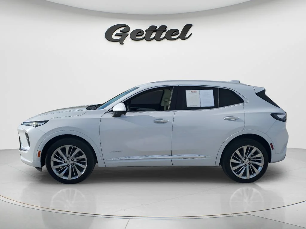 New 2026 Iridescent White Tricoat Buick Avenir image 8