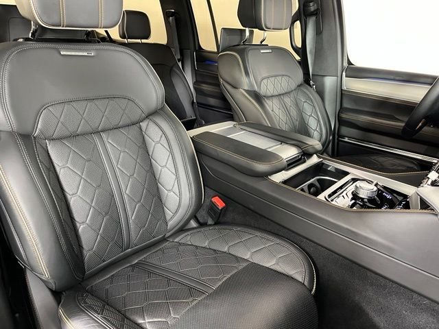 Used 2023 Black Jeep Series III image 31